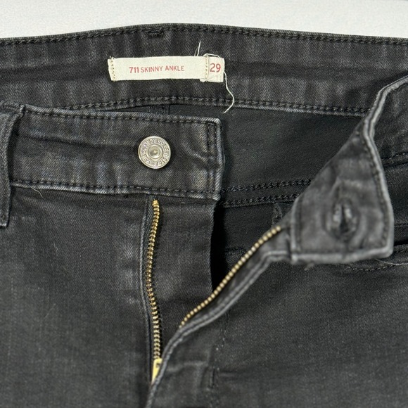 Levi's 711 Skinny Ankle Jeans Women's Size 29 Black Denim Casual Everyday - Picture 3 of 6
